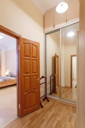 Фото номера Апартаменты с 1 спальней на ул. Крещатик, 25 Апартаменты Central Area Apartments г. Киев 10