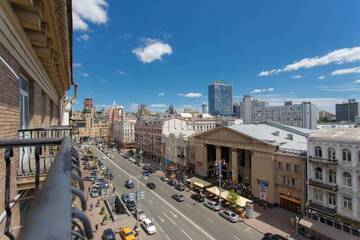 Фото номера Апартаменты с балконом на ул. Красноармейская Апартаменты Central Area Apartments г. Киев 26
