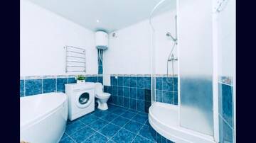Фото номера Улучшенные апартаменты Апартаменты Comfort Apartment near Minskaya metro station and DreamTown г. Киев 38