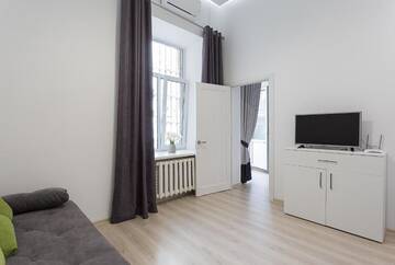Фото номера Апартаменты с балконом Апартаменты *Kiev 2Rooms White Apartment г. Киев 22