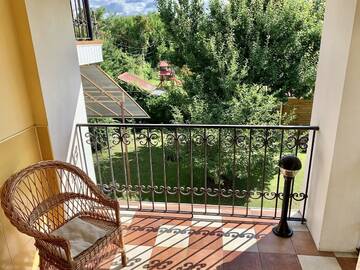 Фото номера Дом с 4 спальнями Дома для отпуска Sadovyy Comfortable Holiday Home г. Киев 23