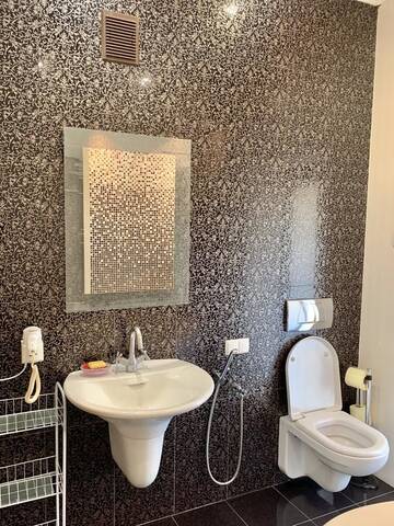 Фото номера Дом с 4 спальнями Дома для отпуска Sadovyy Comfortable Holiday Home г. Киев 29