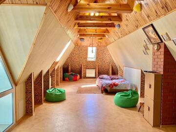 Фото номера Дом с 4 спальнями Дома для отпуска Sadovyy Comfortable Holiday Home г. Киев 62