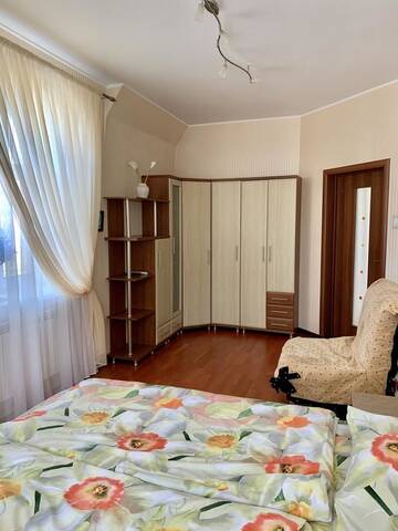 Фото номера Дом с 4 спальнями Дома для отпуска Sadovyy Comfortable Holiday Home г. Киев 35