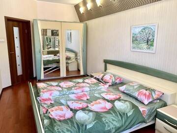 Фото номера Дом с 4 спальнями Дома для отпуска Sadovyy Comfortable Holiday Home г. Киев 32