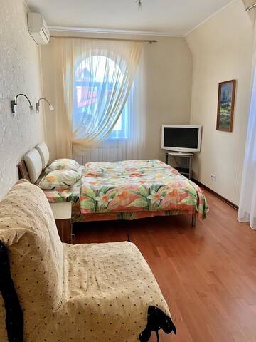 Фото номера Дом с 4 спальнями Дома для отпуска Sadovyy Comfortable Holiday Home г. Киев 37