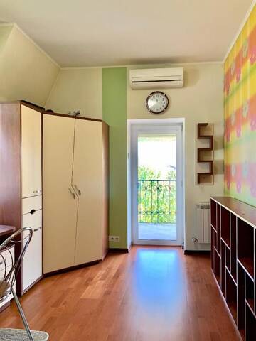Фото номера Дом с 4 спальнями Дома для отпуска Sadovyy Comfortable Holiday Home г. Киев 96