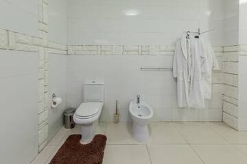 Фото номера Апартаменты с 2 спальнями Апартаменты Apartment in the city center г. Киев 20