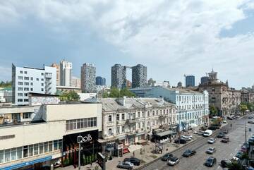 Фото номера Апартаменты с 2 спальнями Апартаменты V80-18 MODERN TWO NEW LARGE 80m2 SEPARATE 2BEDROOMS - CENTRAL LOCATION, OLYMPIC STADIUM - GULLIVER MALL - Velyka Vasylkivska St, 80 г. Киев 75