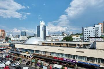 Фото номера Апартаменты с 2 спальнями Апартаменты V80-18 MODERN TWO NEW LARGE 80m2 SEPARATE 2BEDROOMS - CENTRAL LOCATION, OLYMPIC STADIUM - GULLIVER MALL - Velyka Vasylkivska St, 80 г. Киев 44
