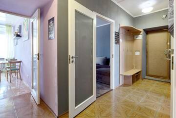 Фото номера Апартаменты с 2 спальнями Апартаменты V80-18 MODERN TWO NEW LARGE 80m2 SEPARATE 2BEDROOMS - CENTRAL LOCATION, OLYMPIC STADIUM - GULLIVER MALL - Velyka Vasylkivska St, 80 г. Киев 27