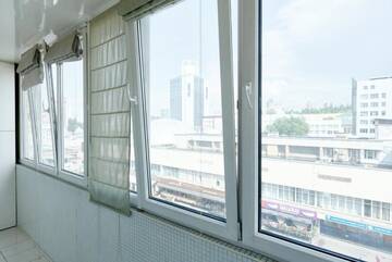 Фото номера Апартаменты с 2 спальнями Апартаменты V80-18 MODERN TWO NEW LARGE 80m2 SEPARATE 2BEDROOMS - CENTRAL LOCATION, OLYMPIC STADIUM - GULLIVER MALL - Velyka Vasylkivska St, 80 г. Киев 61