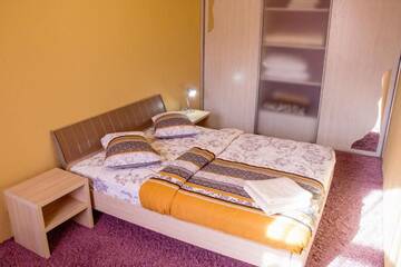 Фото номера Апартаменты с 1 спальней Апартаменты Kyiv apartment in the city center on Turgenevskaya street г. Киев 13