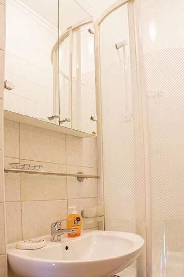 Фото Апартаменты Kyiv apartment in the city center on Turgenevskaya street г. Киев 3