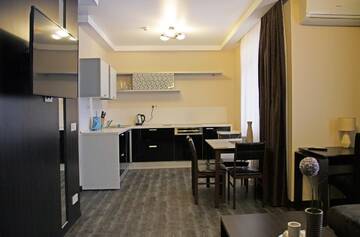 Фото номера Апартаменты в пентхаусе Апартаменты Alexandra Apartments Industrial Bridge г. Киев 25