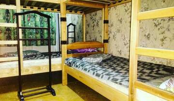 Фото номера Кровать в общем номере для женщин с 4 кроватями Хостелы Yourhostel Lumumby г. Киев 19