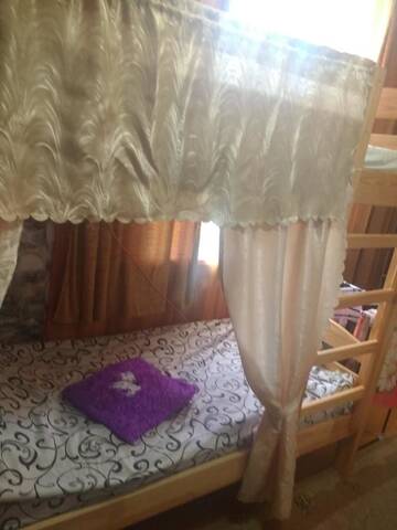 Фото номера Кровать в общем 8-местном номере для женщин Хостелы Yourhostel Lumumby г. Киев 3