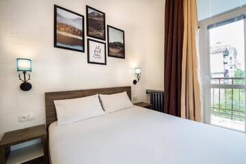 Фото номера Апартаменты с балконом - Крещатик, 29 Апартаменты DayFlat Apartments Khreschatyk г. Киев 2