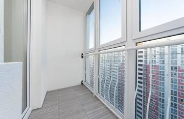 Фото номера Апартаменты с 2 спальнями Апартаменты FlatRent Drahomanova 2a г. Киев 9