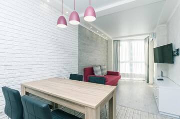 Фото номера Улучшенные апартаменты Апартаменты FlatRent Drahomanova 2a г. Киев 6