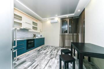 Фото номера Апартаменты с 2 спальнями Апартаменты FlatRent Drahomanova 2a г. Киев 3