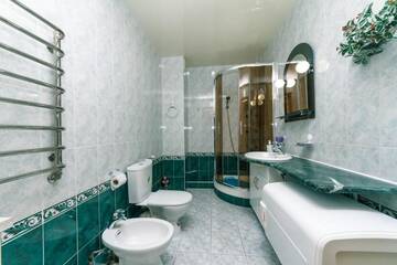 Фото номера Апартаменты - Двухуровневые Апартаменты VIP apartment near Olympic Stadium г. Киев 71