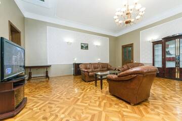 Фото номера Апартаменты - Двухуровневые Апартаменты VIP apartment near Olympic Stadium г. Киев 54