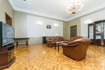 Фото номера Апартаменты - Двухуровневые Апартаменты VIP apartment near Olympic Stadium г. Киев 7