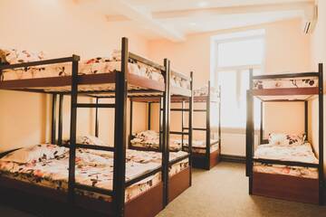 Фото номера Кровать в общем 10-местном номере для мужчин Хостелы Hostel-Home г. Киев 2
