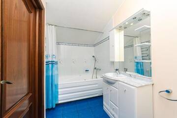Фото номера Апартаменты - Двухуровневые Апартаменты VIP penthouse apartment in historic center city on Khreschatyk г. Киев 42