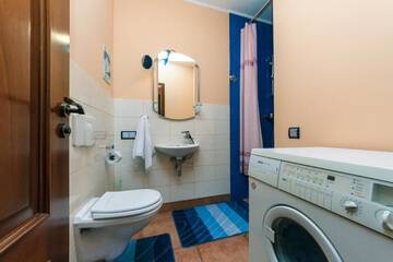 Фото номера Апартаменты - Двухуровневые Апартаменты VIP penthouse apartment in historic center city on Khreschatyk г. Киев 35
