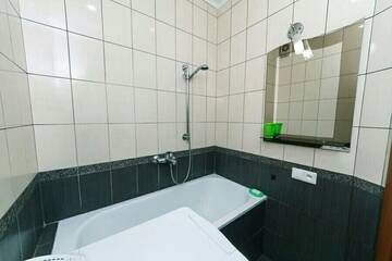 Фото номера Апартаменты с 1 спальней Апартаменты Борщаговская 202 Шулявская, Космополитан, Большевик, ДК Росток, спорт комплекс Венето г. Киев 9