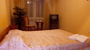 Фото номера Большой двухместный номер с 1 кроватью Мини-отель "PLUTARH" mini hotel (Gr. 12) г. Киев 4