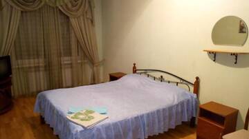 Фото номера Двухместный номер Делюкс с 1 кроватью Мини-отель "PLUTARH" mini hotel (Gr. 12) г. Киев 11