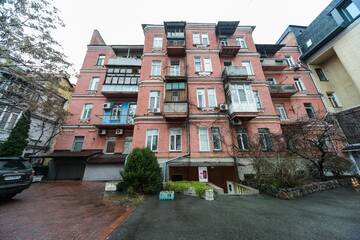 Фото номера Одноместный номер с общей ванной комнатой Хостелы Guest House on Saksahanskoho Street г. Киев 9
