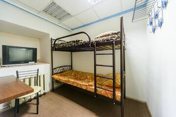 Фото номера Двухместный номер эконом-класса с 1 кроватью и общей ванной комнатой Хостелы Guest House on Saksahanskoho Street г. Киев 5