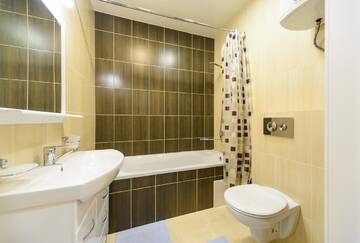 Фото номера Апартаменты Апартаменты Obolon Residences VIP Apartment г. Киев 19