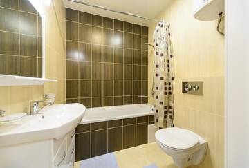 Фото номера Апартаменты Апартаменты Obolon Residences VIP Apartment г. Киев 38