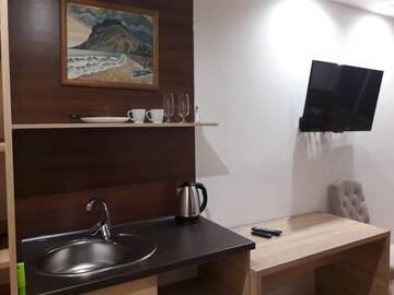 Фото номера Двухместный номер с 1 кроватью и гидромассажной ванной Отель Mini Hotel on Demiivska г. Киев 3