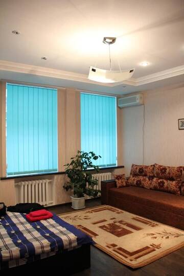 Фото номера Апартаменты - 1-й этаж Апартаменты KyivStay Sagaydachnogo Apartment г. Киев 10