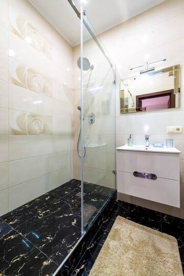 Фото номера Апартаменты-студио Апартаменты Apartment on Harmatna Street г. Киев 45