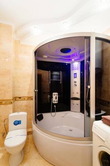 Фото номера Апартаменты с 1 спальней Апартаменты LuxCityApart on Olievskaya г. Киев 38