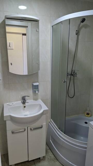 Фото номера Апартаменты-студио Апартаменты Apartment near m. Beresteiskaya г. Киев 11