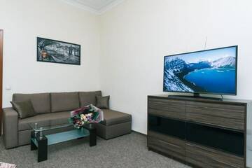 Фото номера Апартаменты Апартаменты VIP 2 bedroms right near Khreashatik г. Киев 42