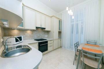 Фото номера Апартаменты Апартаменты VIP 2 bedroms right near Khreashatik г. Киев 65