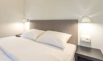 Фото номера Апартаменты-студио на улице Николая Лысенко, 3 Апартаменты DayFlat Apartments Golden Gate Area г. Киев 12