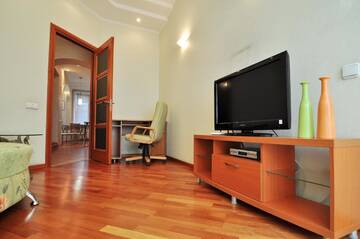 Фото номера Апартаменты с 1 спальней на улице Рейтарской, 2 Апартаменты DayFlat Apartments Golden Gate Area г. Киев 10