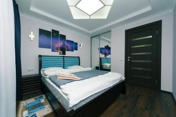 Фото номера Апартаменты с 3 спальнями Апартаменты BigLux Valerio Lesi Ukrainky 14&amp;7 г. Киев 11