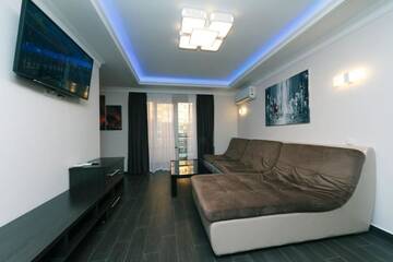Фото номера Апартаменты с 3 спальнями Апартаменты BigLux Valerio Lesi Ukrainky 14&amp;7 г. Киев 15