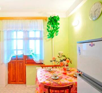 Фото номера Апартаменты с балконом Апартаменты Apartment on Milyutenka 15 г. Киев 10